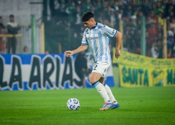 Racing venció a Defensa y Justicia y selló su clasificación