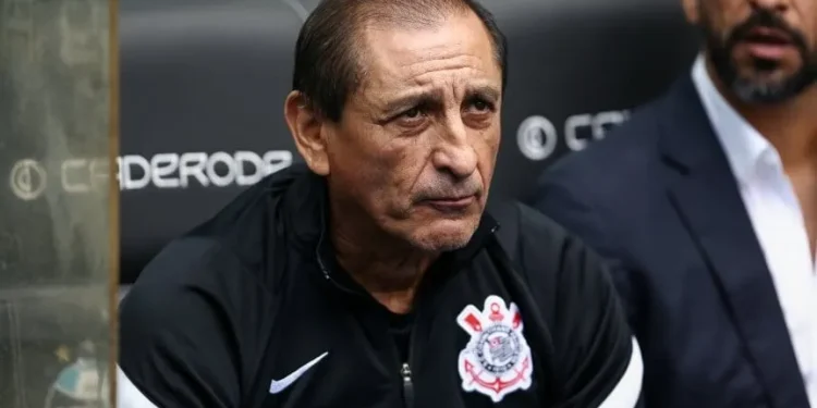 Ramón Díaz fue despedido como DT del Corinthians