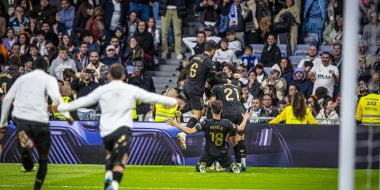 Valencia dio la nota en España: Le ganó al Real Madrid de visitante