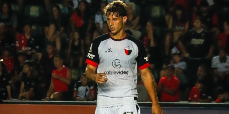 ¿Por qué Ariel Pereyra no puede contar con cuatro jugadores?