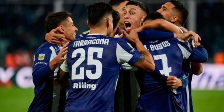 Ya sin Medina como DT, Talleres se impuso ante Gimnasia