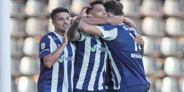 Ya sin Medina, Talleres espera a Gimnasia en el Kempes