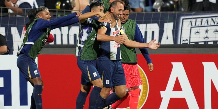 Talleres perdió un partido increíble ante Alianza Lima