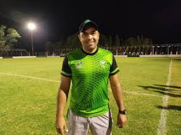 «Diego Armando ganaba los partidos solo, no le erra al arco»