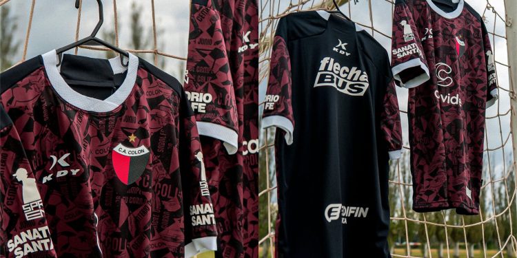Colón presentó una nueva camiseta que no encontró aval de los hinchas