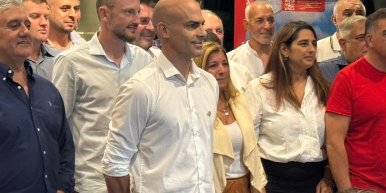 Pipo confirmó que si gana las elecciones, «Madelón seguirá siendo el DT»