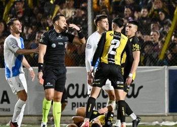 Polémico árbitro para la visita de Colón a Deportivo Morón