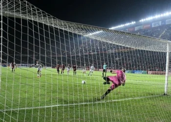 «A muchos no nos tocó vivir algo así en nuestra carrera»