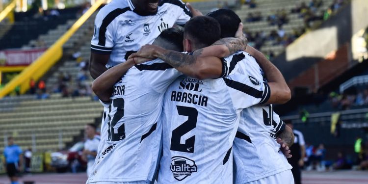 Central Córdoba festejó en Venezuela ante Táchira y acaricia los octavos de la Libertadores