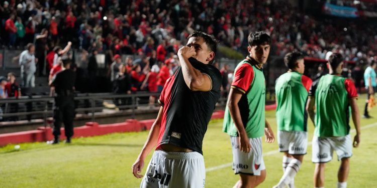 Colón: Yllana tiene 21 convocados, con algunos regresos