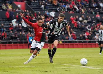 Colón cierra el sábado a cinco puntos del Reducido, pero la brecha puede ampliarse