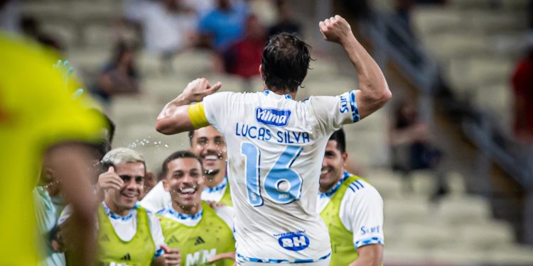 Cruzeiro ratificó su gran momento en la previa a recibir a Unión