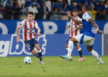 ST: Unión, con uno menos, empata ante Cruzeiro en Brasil