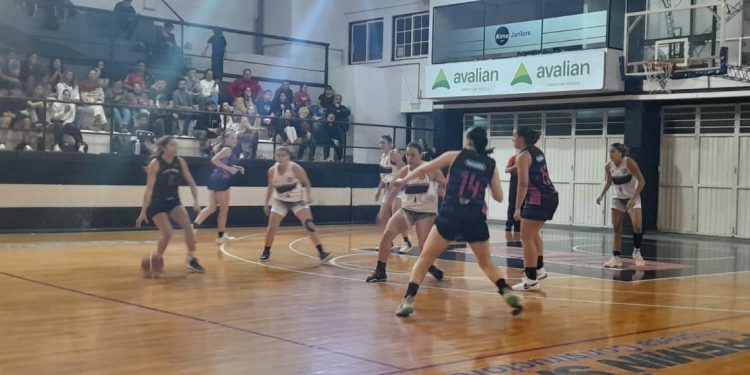 Apertura Femenino: CUST espera rival para definir el título