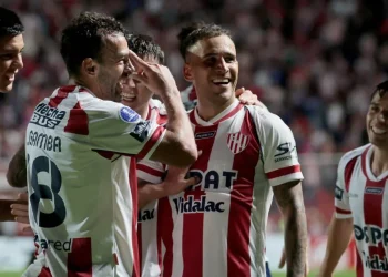 ST: Unión, con uno menos, empata ante Cruzeiro en Brasil