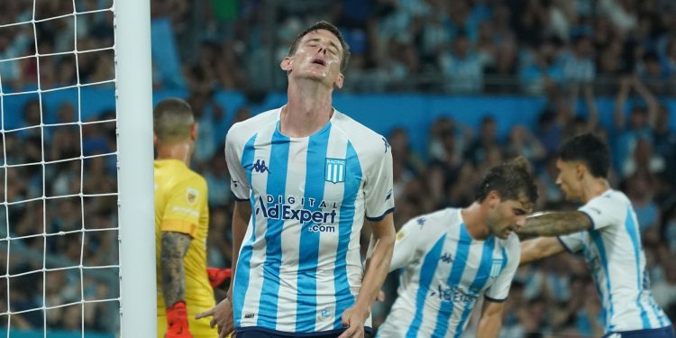 Conti está de salida en Racing y un equipo se postula para incorporarlo