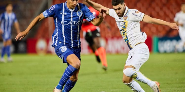 Godoy Cruz visita a Luqueño con el objetivo de acercarse a 8vos