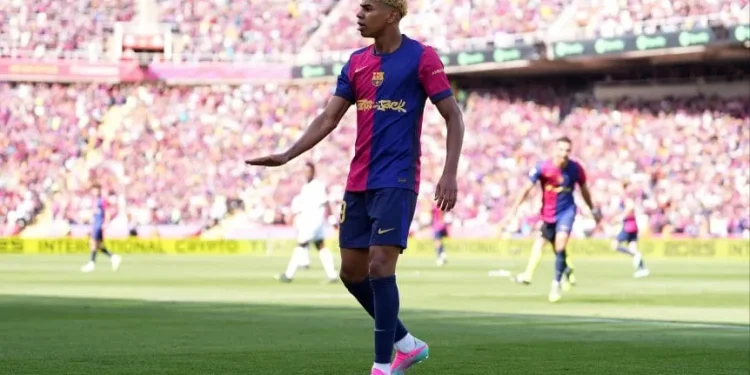 Gran victoria del Barcelona en un derby cargado de goles