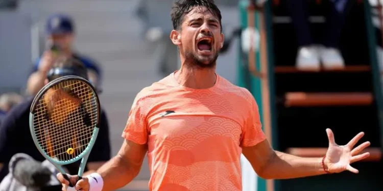 Roland Garros se quedó sin argentinos: Navone, el último en despedirse