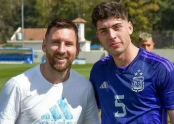 «Es una emoción, creo que todo chico quiere llegar ahí»