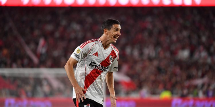 River le ganó a Vélez por 4 a 1 y cerró la zona B como escolta