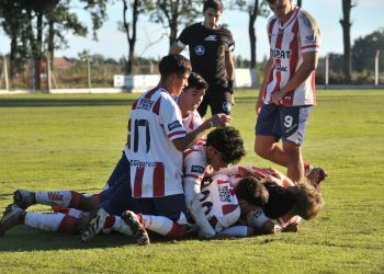 La reserva de Unión rescató un empate sobre el final y ya tiene rival para los playoffs