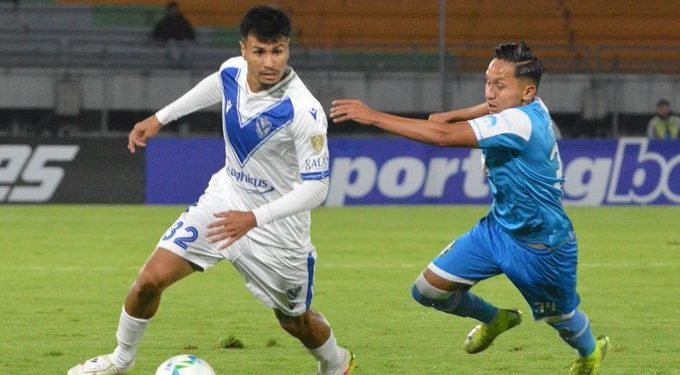 Vélez recibe a San Antonio Bulo Bulo en un duelo clave