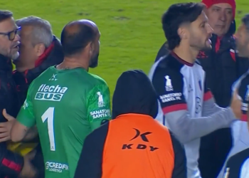 Gigliotti vs Yllana, otra de las imágenes de la noche en el Brigadier López