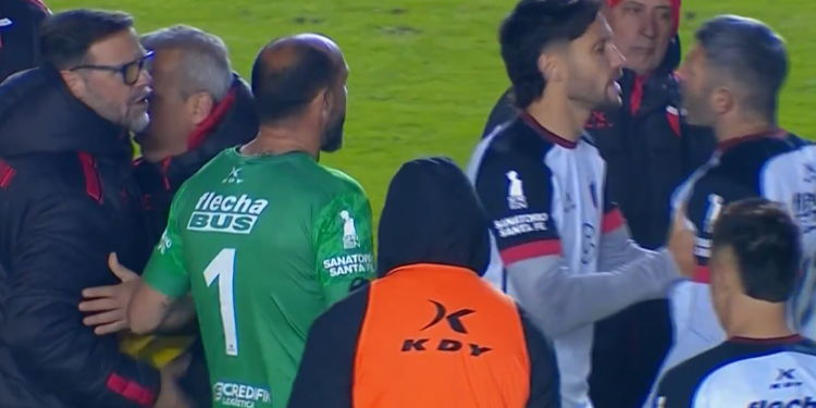 Gigliotti vs Yllana, otra de las imágenes de la noche en el Brigadier López