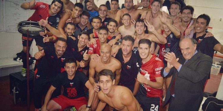 Un ex Colón batió un récord que ostentaba el Loco Gatti hace casi 40 años