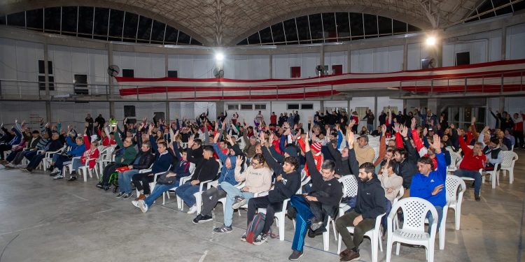 Los socios de Unión aprobaron Memoria y Balance «por amplia mayoría»