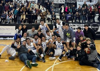 Alma Juniors espera por Sanjustino o Rivadavia en la gran final del Apertura