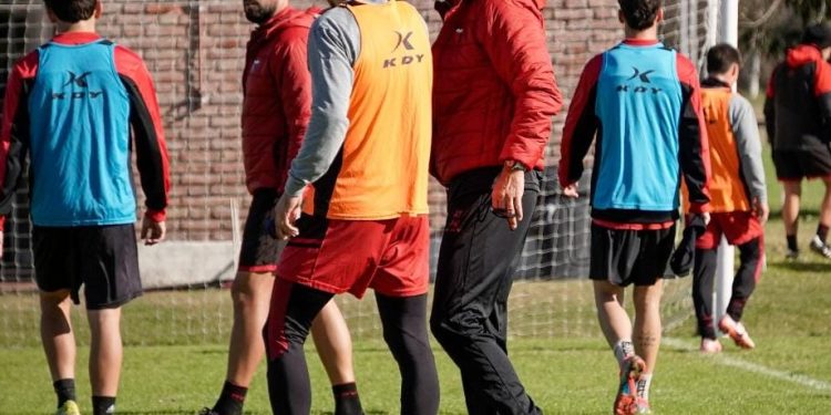 ¿Cuáles son los dos jugadores del plantel que Yllana no tiene en cuenta?