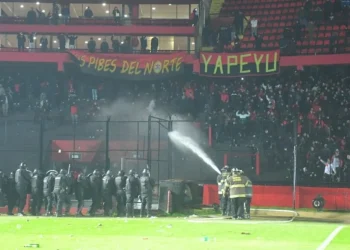 Crónica de una negra noche: «Vamos a terminar todos lastimados»