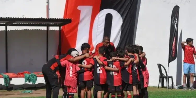 «Maldito exitismo que nos deja al filo del abismo»