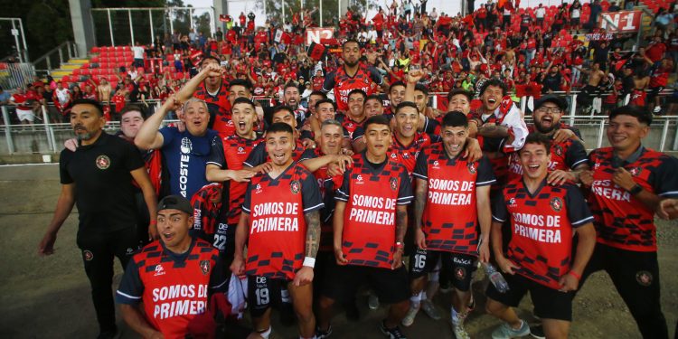 La historia del joven equipo chileno que busca a Diego Armando Díaz