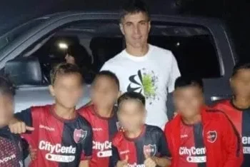 Escándalo en Newell’s: Sancionaron a chicos por sacarse una foto con Malcorra