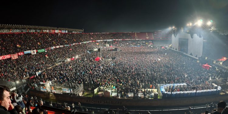 El Brigadier López a puro rock con el paso de «La Renga»
