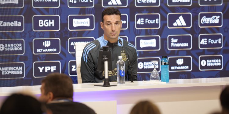 Scaloni habló de la ausencia de Nardoni en la última convocatoria