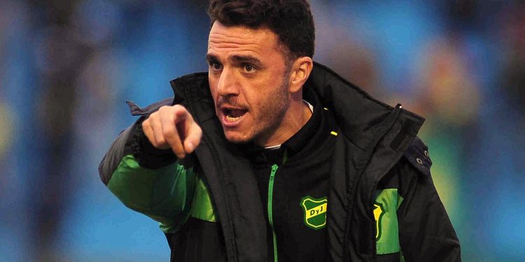 Mariano Soso es otra vez el DT de Defensa y Justicia