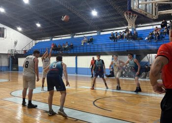 Oficial: Banco superó a Almagro y cerró la primera rueda invicto