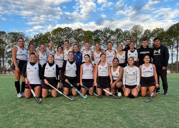 Universitario ascendió a la Primera del Torneo Dos Orillas