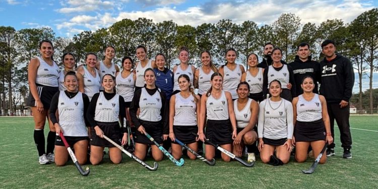 Universitario ascendió a la Primera del Torneo Dos Orillas