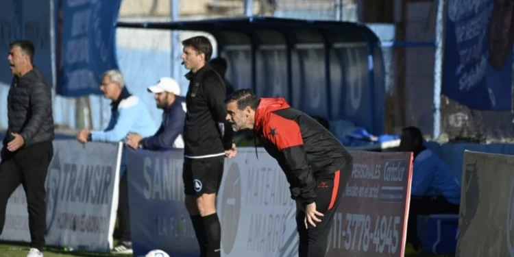 Uno de los jugadores que quiere Yllana ni concentró con su equipo y está a un paso de Colón