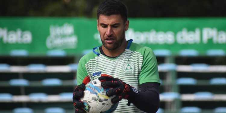 ¿Qué arquero busca Madelón para Unión?