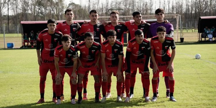 A la reserva de Colón se le escapó la victoria ante Central Córdoba