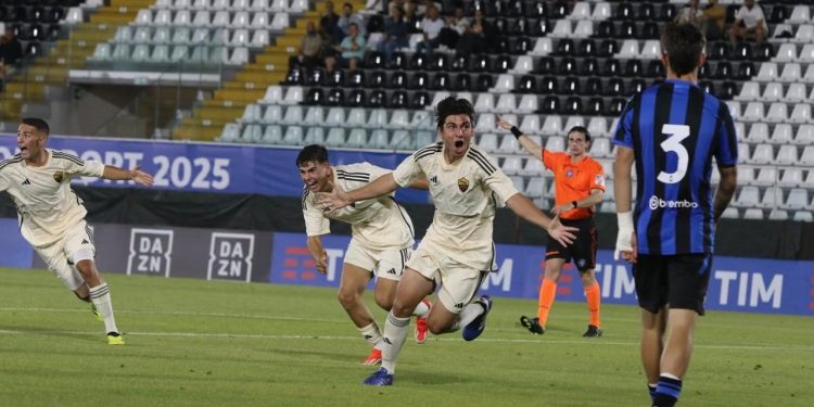 Unión tiene avanzada la llegada de un juvenil argentino de la Roma de Italia