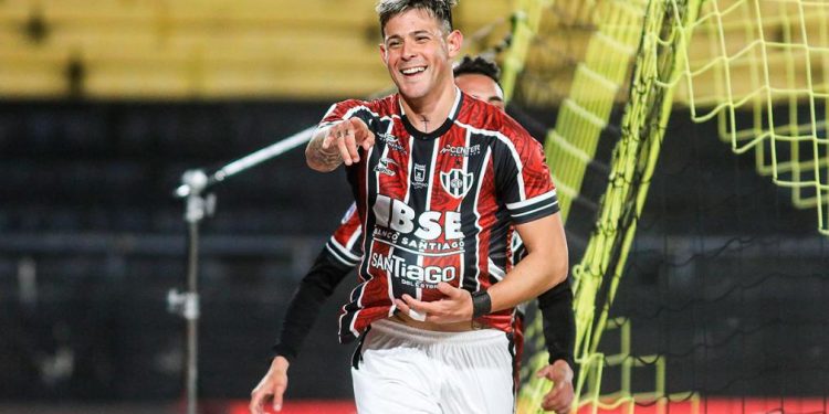 Central Córdoba goleó a Cerro Largo y sacó boleto a octavos