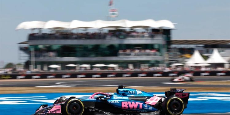 Franco Colapinto terminó 16º en la primera práctica del GP de Gran Bretaña