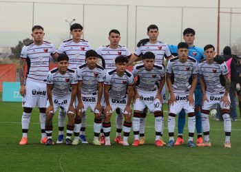 La reserva de Colón sumó su primera victoria en el campeonato